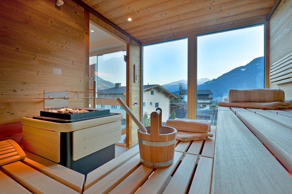 Das Sonnleiten Ski- Und Motorradhotel Bruck Im Zillertal Bruck am Ziller Екстериор снимка