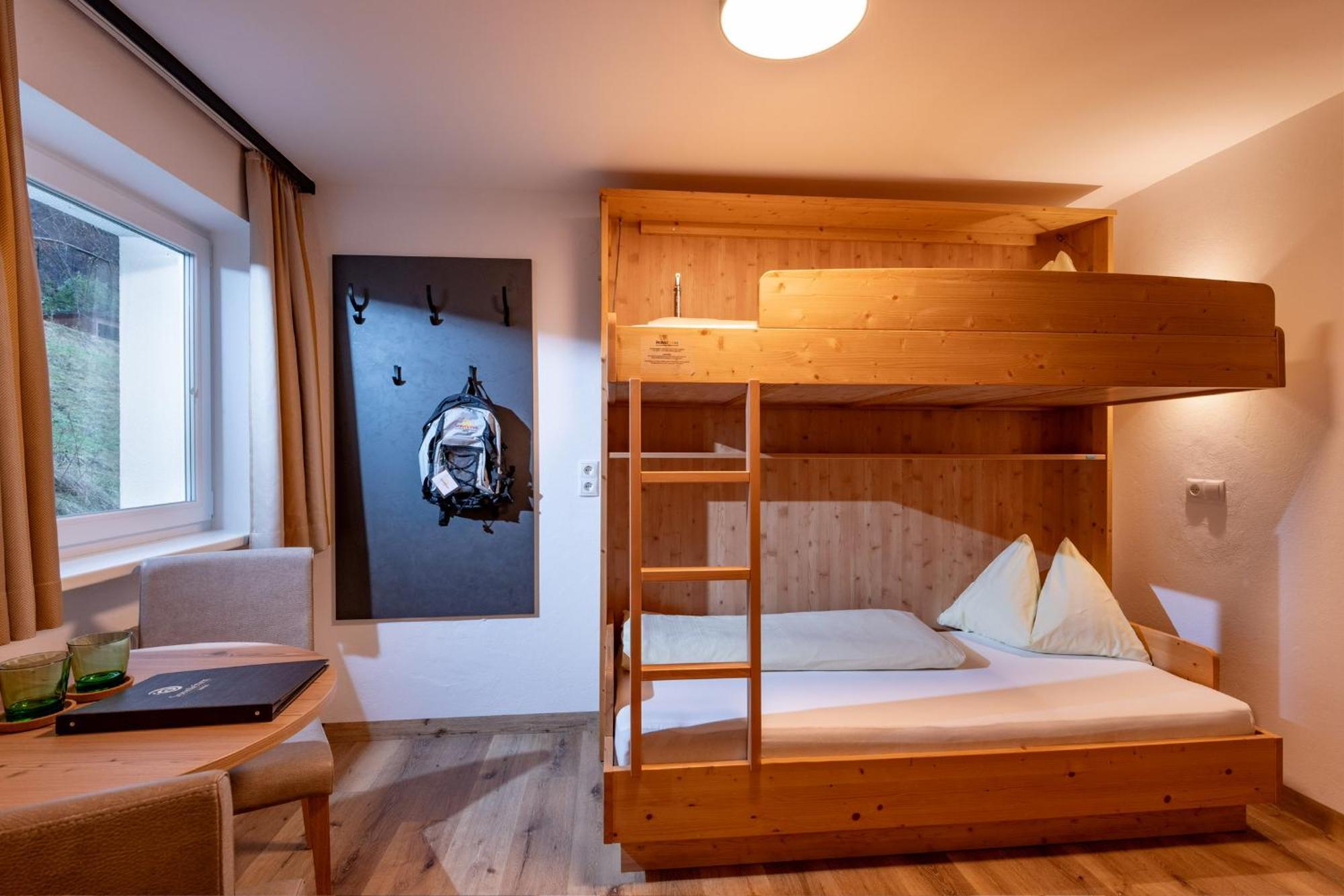 Das Sonnleiten Ski- Und Motorradhotel Bruck Im Zillertal Bruck am Ziller Екстериор снимка